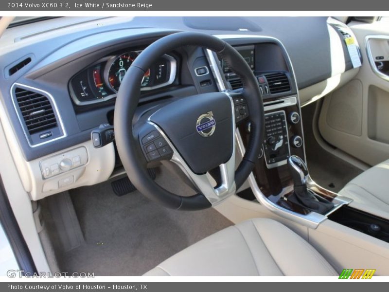 Ice White / Sandstone Beige 2014 Volvo XC60 3.2
