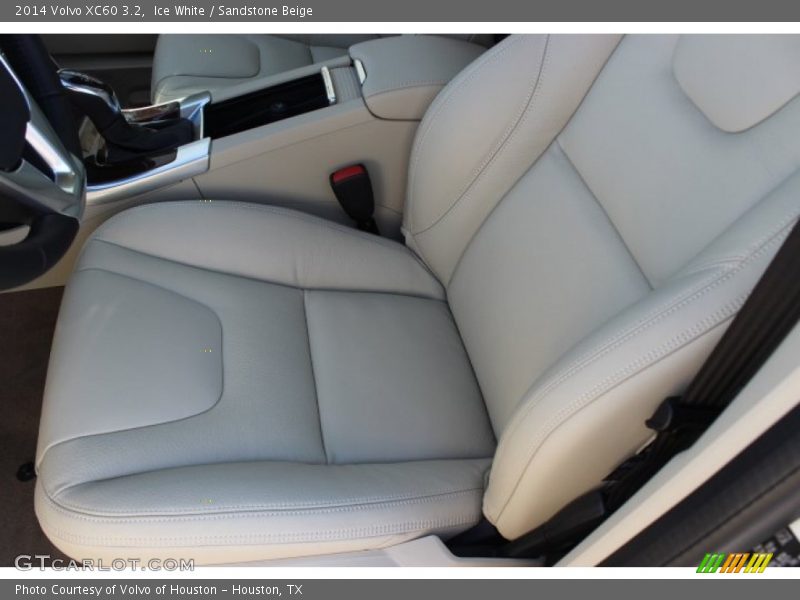 Ice White / Sandstone Beige 2014 Volvo XC60 3.2