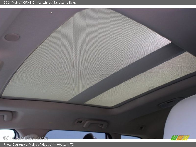 Ice White / Sandstone Beige 2014 Volvo XC60 3.2