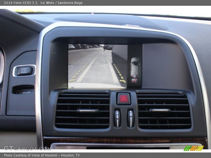 Ice White / Sandstone Beige 2014 Volvo XC60 3.2