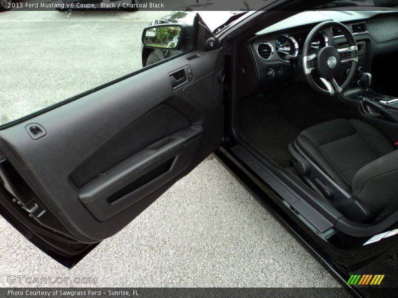 Black / Charcoal Black 2013 Ford Mustang V6 Coupe