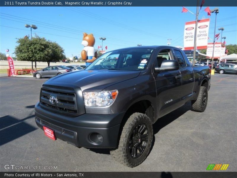 Magnetic Gray Metallic / Graphite Gray 2011 Toyota Tundra Double Cab