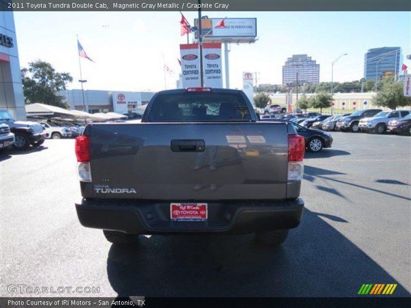 Magnetic Gray Metallic / Graphite Gray 2011 Toyota Tundra Double Cab