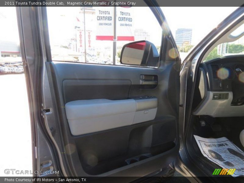 Magnetic Gray Metallic / Graphite Gray 2011 Toyota Tundra Double Cab