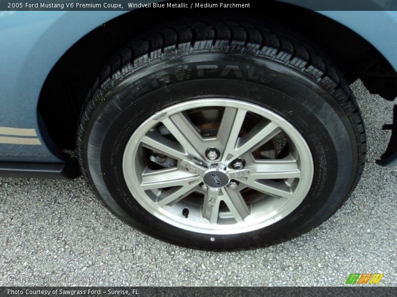 Windveil Blue Metallic / Medium Parchment 2005 Ford Mustang V6 Premium Coupe