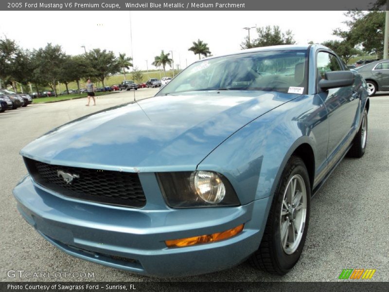 Windveil Blue Metallic / Medium Parchment 2005 Ford Mustang V6 Premium Coupe
