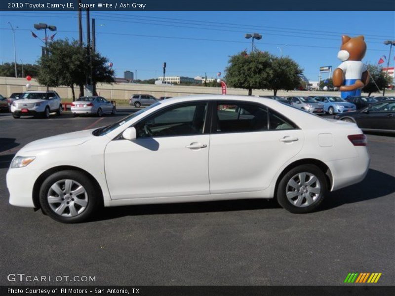 Super White / Ash Gray 2010 Toyota Camry LE