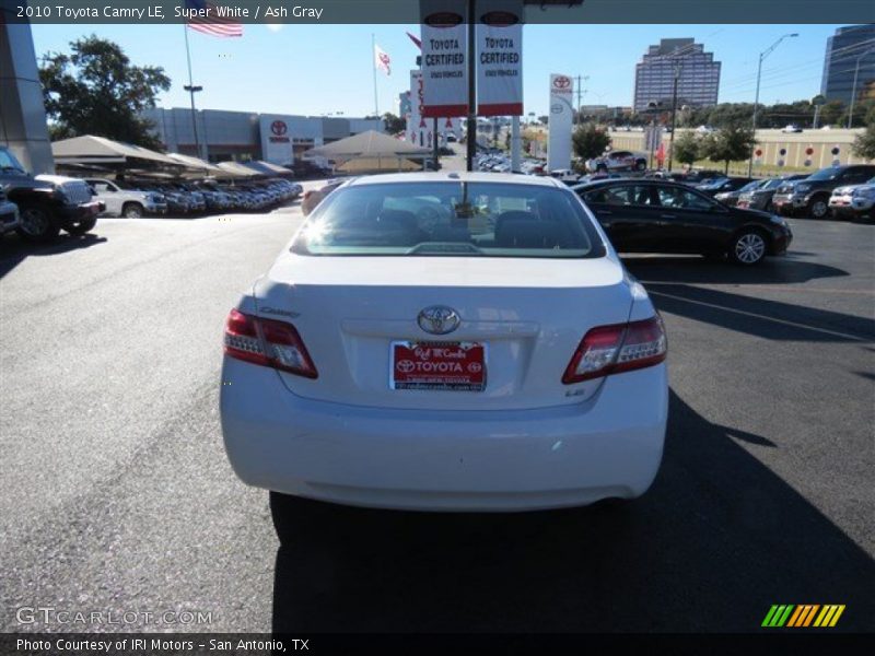 Super White / Ash Gray 2010 Toyota Camry LE