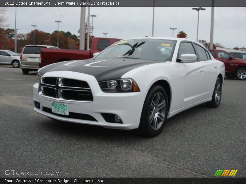 Bright White / Black/Light Frost Beige 2012 Dodge Charger SXT