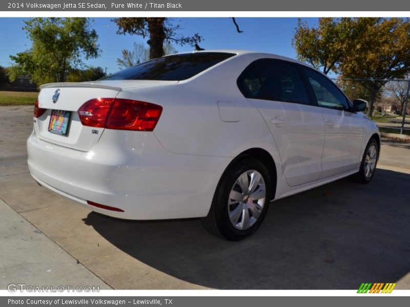 Pure White / Titan Black 2014 Volkswagen Jetta SE Sedan