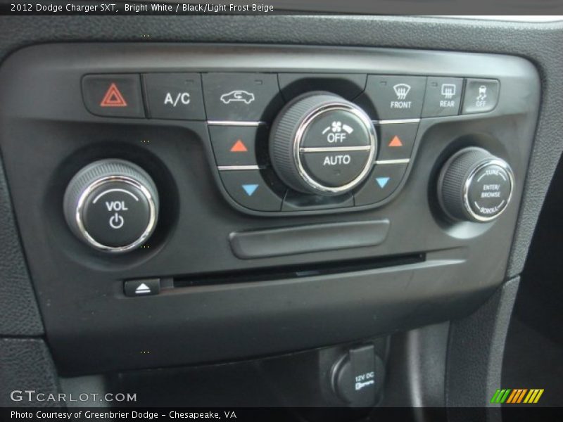 Bright White / Black/Light Frost Beige 2012 Dodge Charger SXT