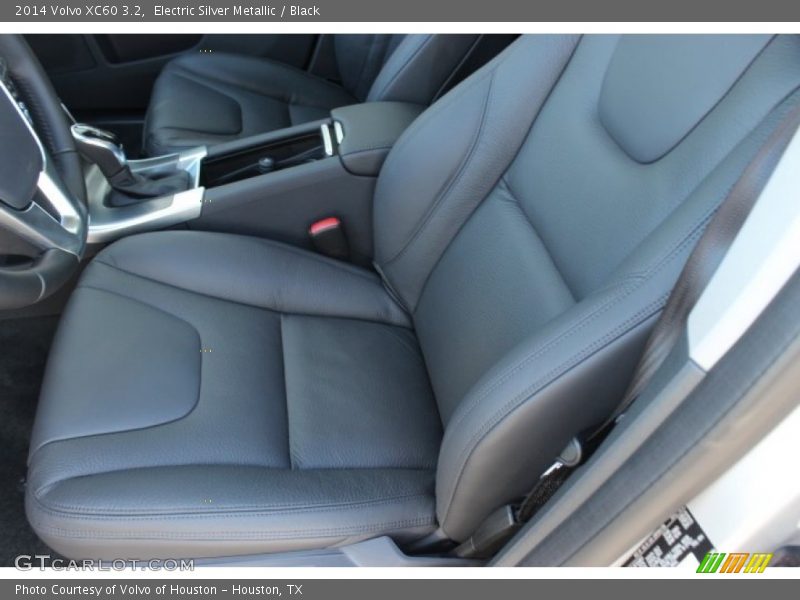 Electric Silver Metallic / Black 2014 Volvo XC60 3.2
