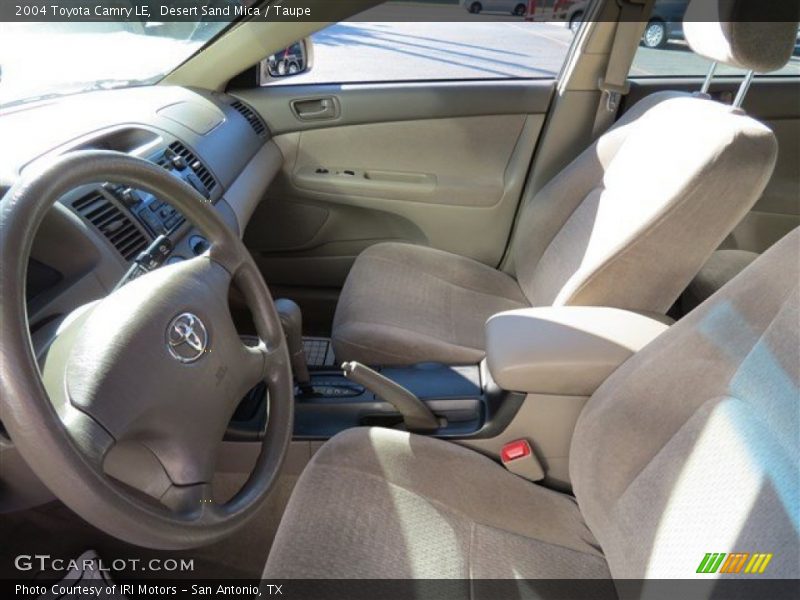 Desert Sand Mica / Taupe 2004 Toyota Camry LE