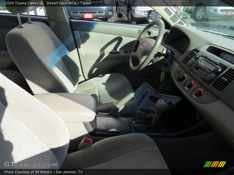 Desert Sand Mica / Taupe 2004 Toyota Camry LE