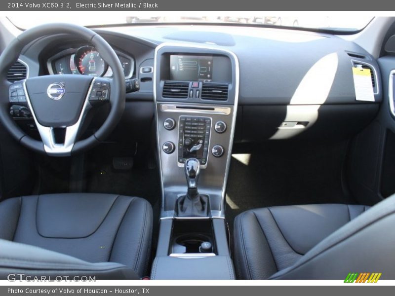 Electric Silver Metallic / Black 2014 Volvo XC60 3.2