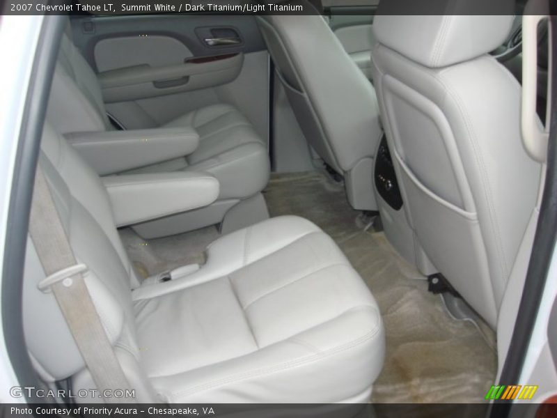 Summit White / Dark Titanium/Light Titanium 2007 Chevrolet Tahoe LT