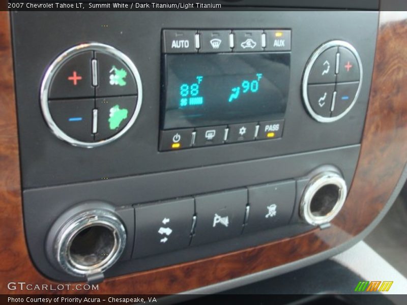 Summit White / Dark Titanium/Light Titanium 2007 Chevrolet Tahoe LT