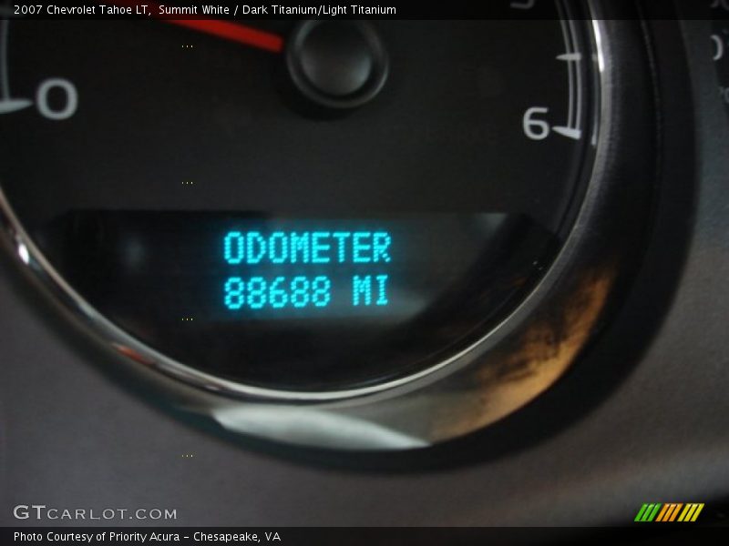 Summit White / Dark Titanium/Light Titanium 2007 Chevrolet Tahoe LT