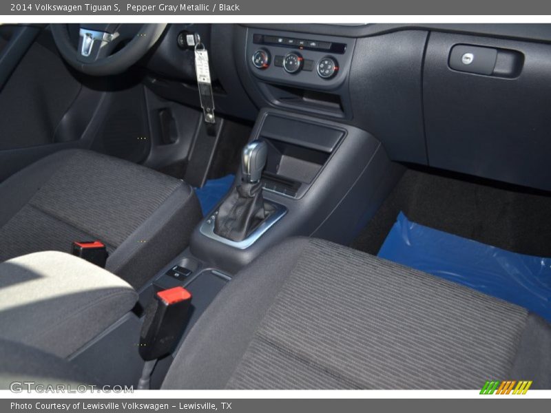 Pepper Gray Metallic / Black 2014 Volkswagen Tiguan S