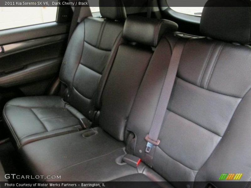 Dark Cherry / Black 2011 Kia Sorento SX V6