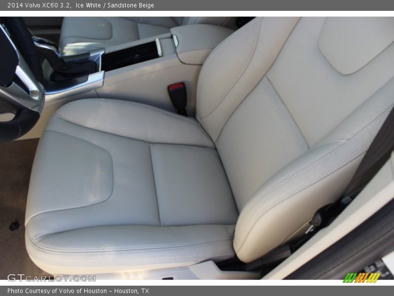 Ice White / Sandstone Beige 2014 Volvo XC60 3.2