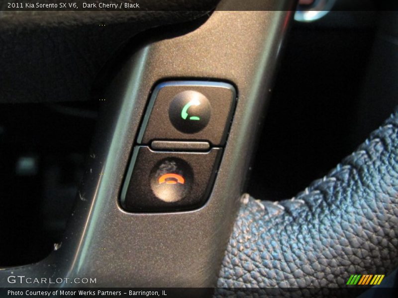 Dark Cherry / Black 2011 Kia Sorento SX V6