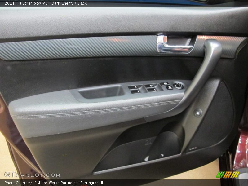 Dark Cherry / Black 2011 Kia Sorento SX V6