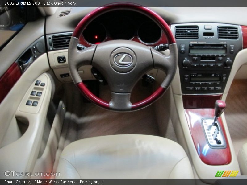 Black Onyx / Ivory 2003 Lexus ES 300