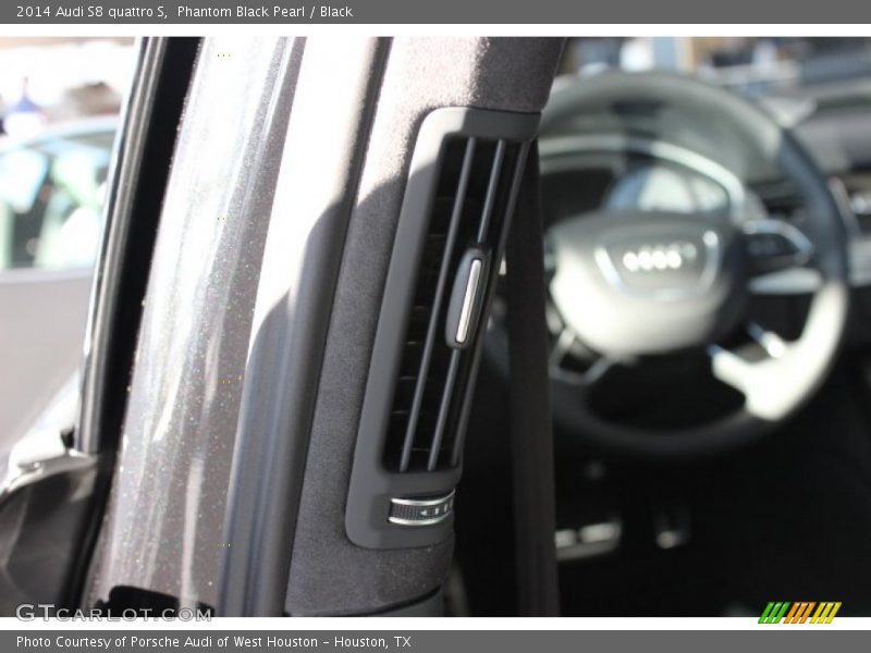 Phantom Black Pearl / Black 2014 Audi S8 quattro S