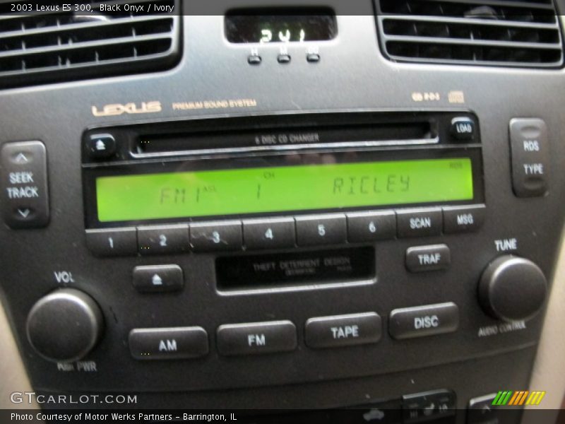 Black Onyx / Ivory 2003 Lexus ES 300