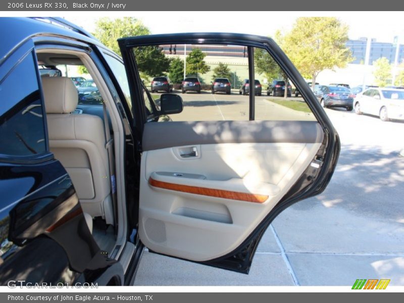 Black Onyx / Ivory 2006 Lexus RX 330
