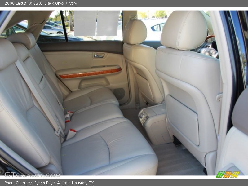 Black Onyx / Ivory 2006 Lexus RX 330