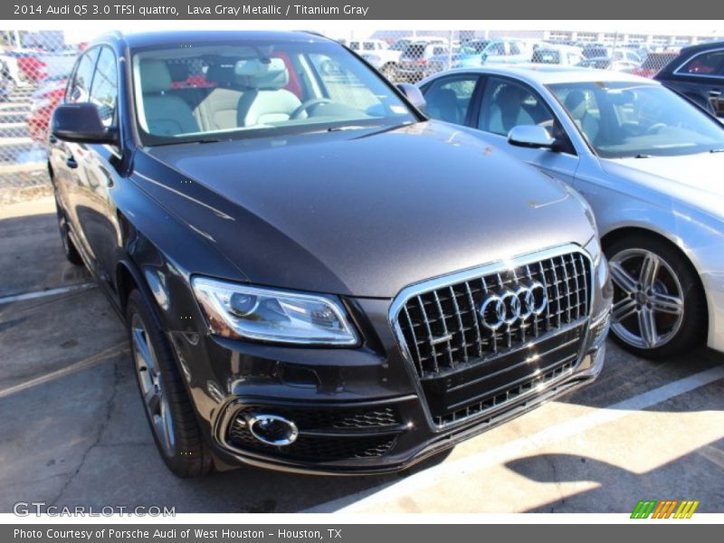 Front 3/4 View of 2014 Q5 3.0 TFSI quattro