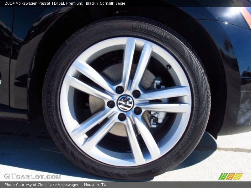 Black / Cornsilk Beige 2014 Volkswagen Passat TDI SEL Premium