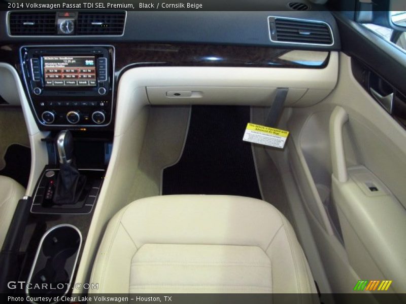 Black / Cornsilk Beige 2014 Volkswagen Passat TDI SEL Premium