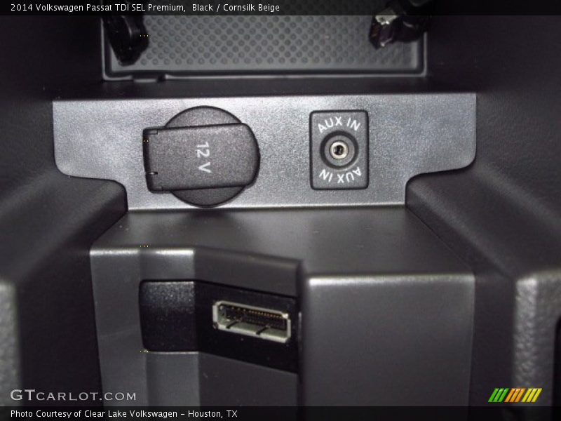 Black / Cornsilk Beige 2014 Volkswagen Passat TDI SEL Premium