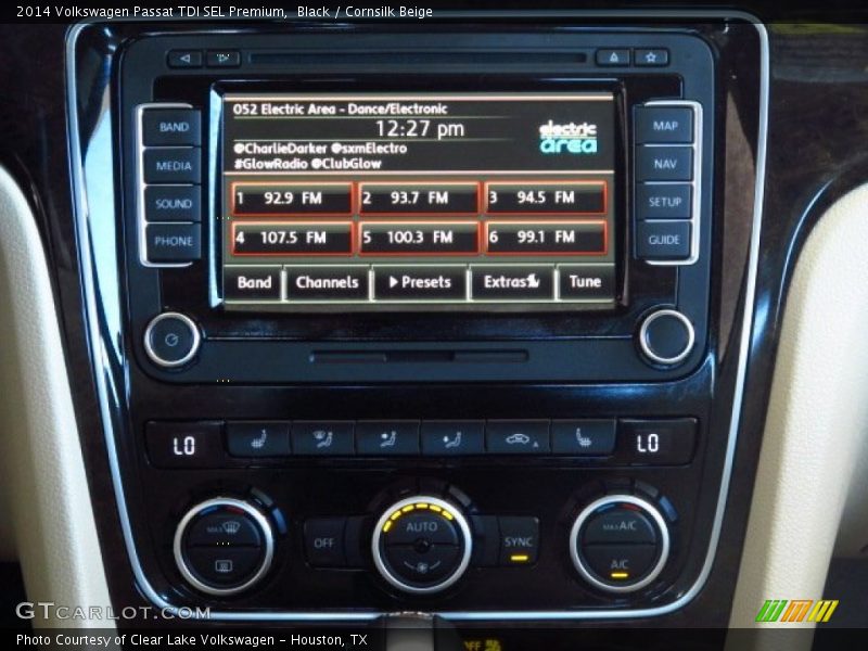 Black / Cornsilk Beige 2014 Volkswagen Passat TDI SEL Premium