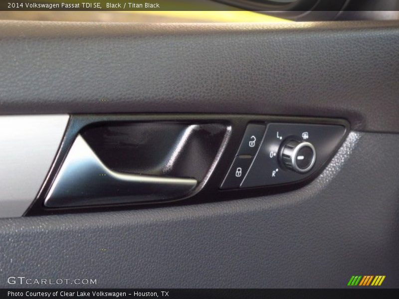 Black / Titan Black 2014 Volkswagen Passat TDI SE
