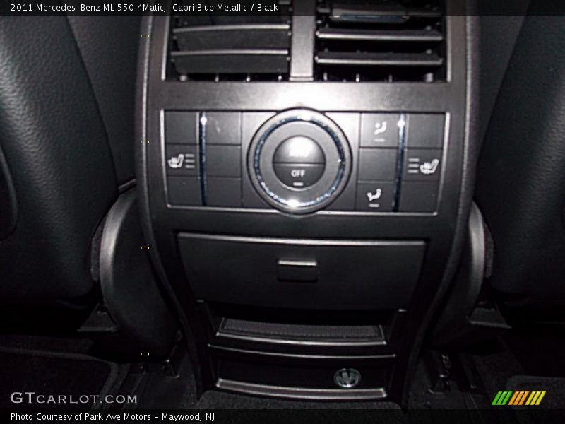 Capri Blue Metallic / Black 2011 Mercedes-Benz ML 550 4Matic