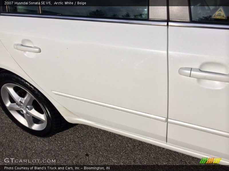 Arctic White / Beige 2007 Hyundai Sonata SE V6