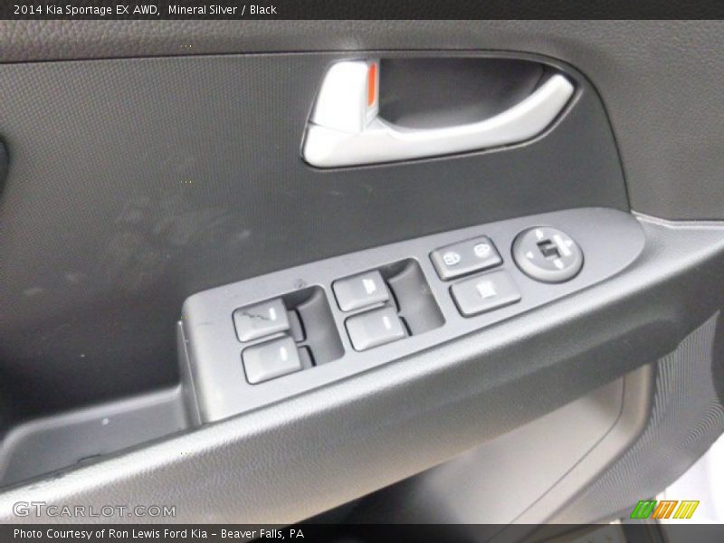 Controls of 2014 Sportage EX AWD