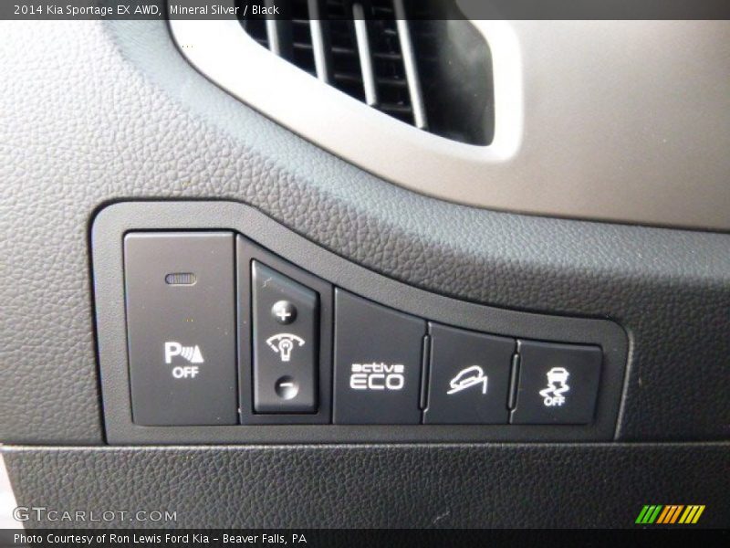 Controls of 2014 Sportage EX AWD