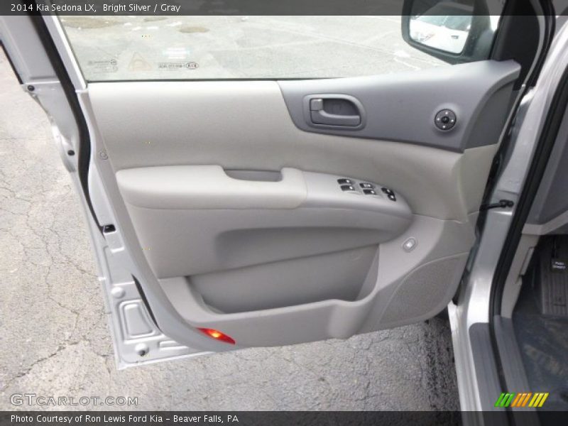 Bright Silver / Gray 2014 Kia Sedona LX