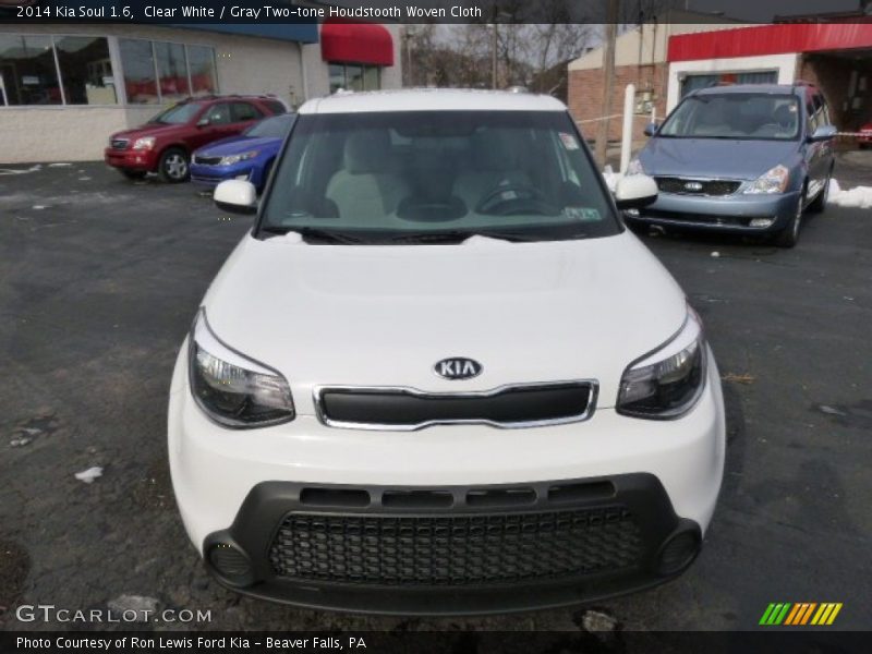 Clear White / Gray Two-tone Houdstooth Woven Cloth 2014 Kia Soul 1.6