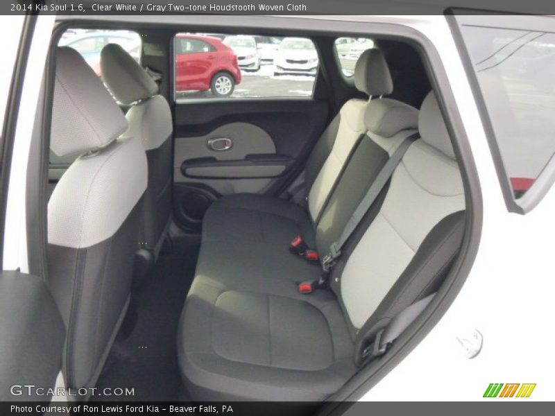 Clear White / Gray Two-tone Houdstooth Woven Cloth 2014 Kia Soul 1.6