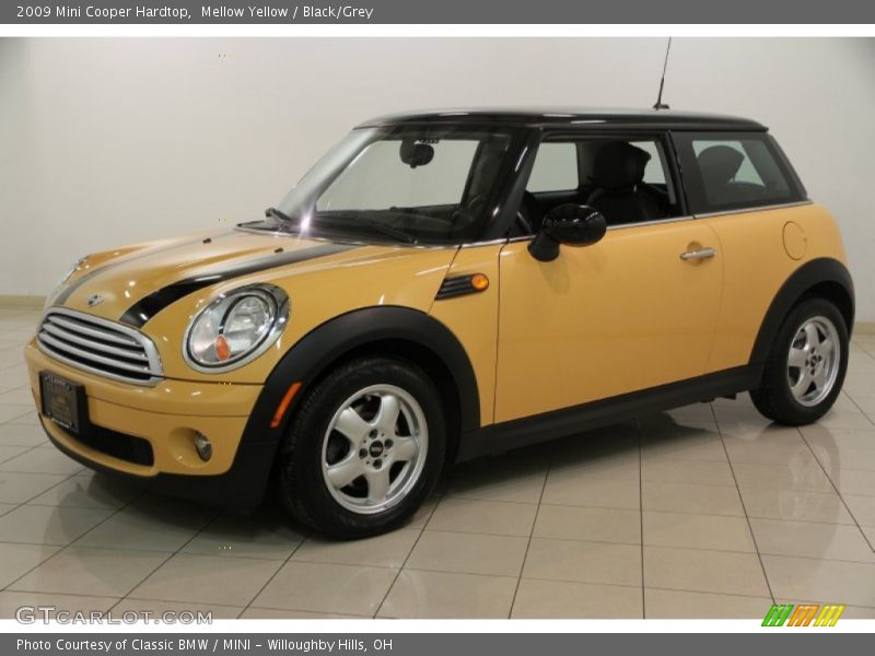 Mellow Yellow / Black/Grey 2009 Mini Cooper Hardtop