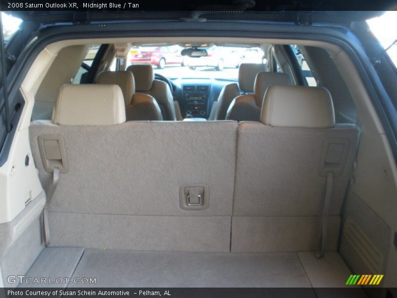 Midnight Blue / Tan 2008 Saturn Outlook XR