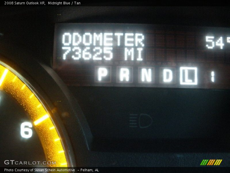 Midnight Blue / Tan 2008 Saturn Outlook XR