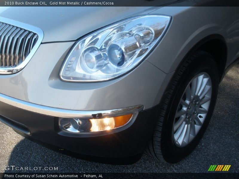 Gold Mist Metallic / Cashmere/Cocoa 2010 Buick Enclave CXL