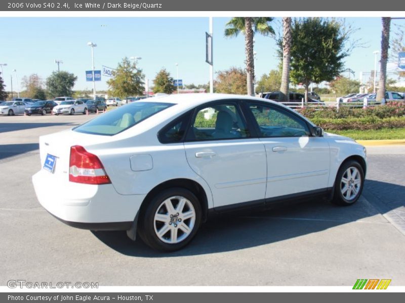 Ice White / Dark Beige/Quartz 2006 Volvo S40 2.4i